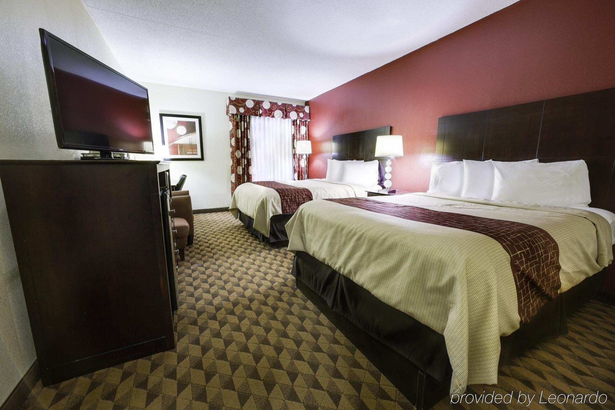 Red Roof Inn & Suites Cincinnati North-Mason Zewnętrze zdjęcie