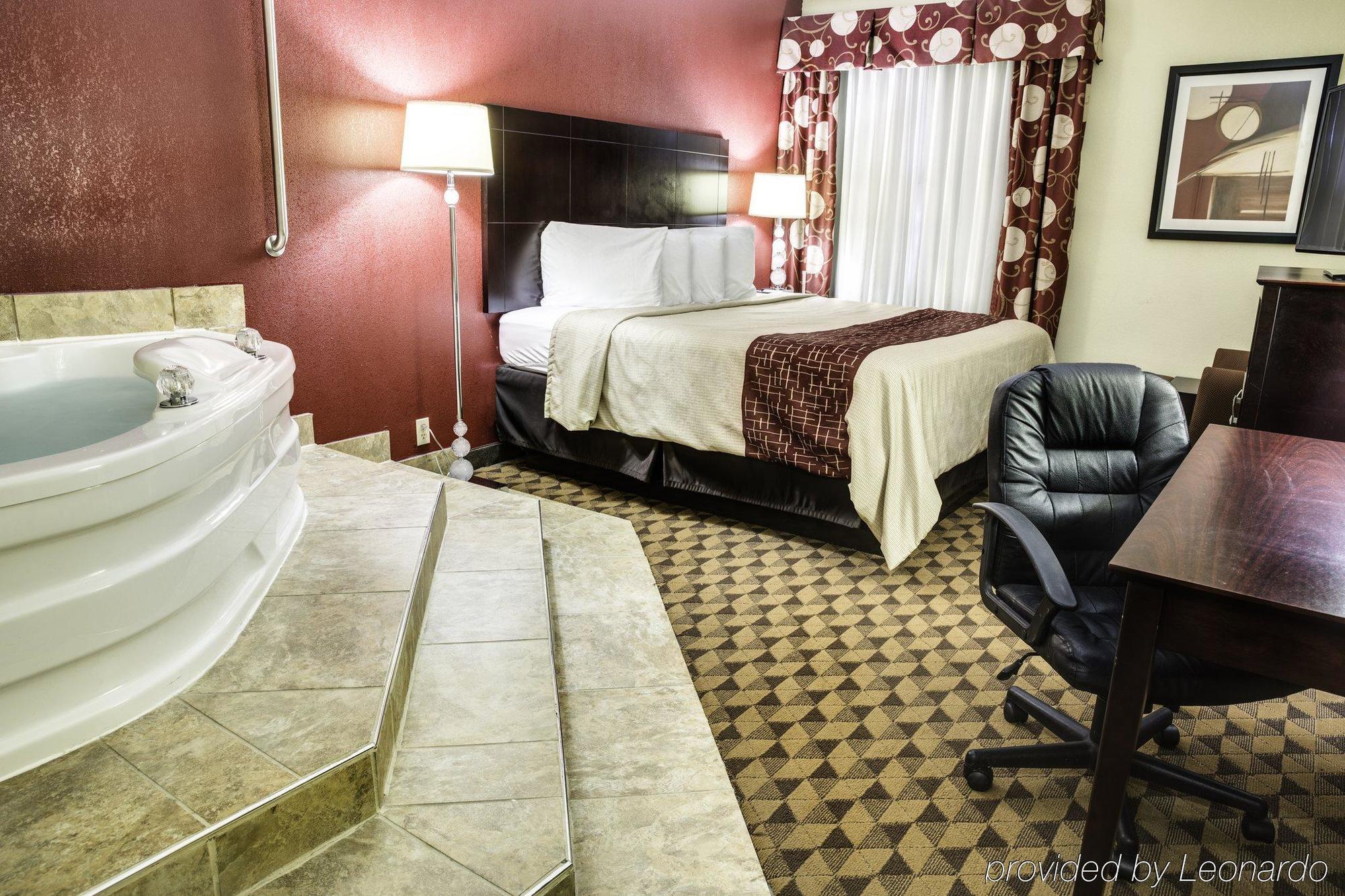 Red Roof Inn & Suites Cincinnati North-Mason Zewnętrze zdjęcie