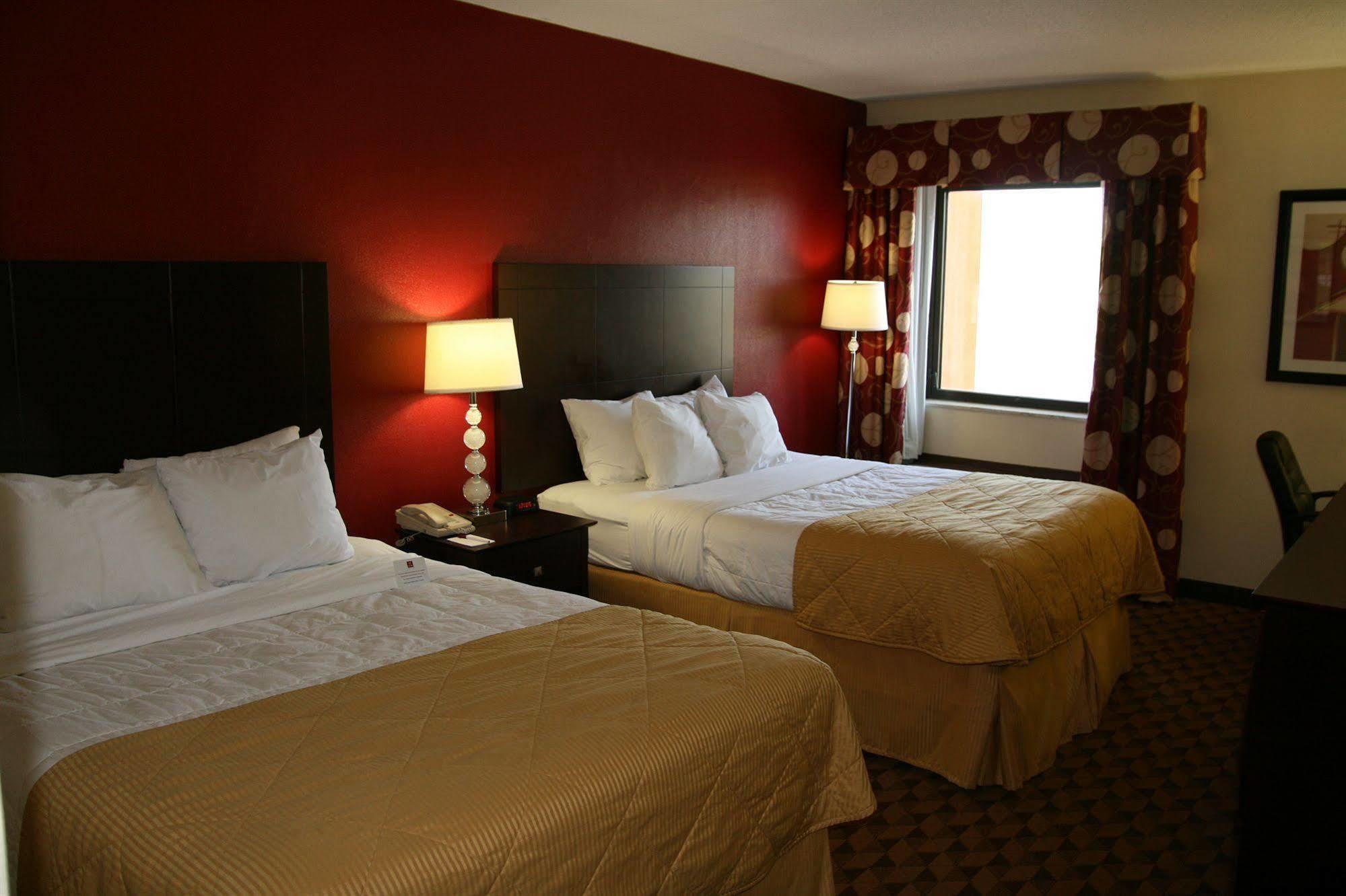 Red Roof Inn & Suites Cincinnati North-Mason Zewnętrze zdjęcie